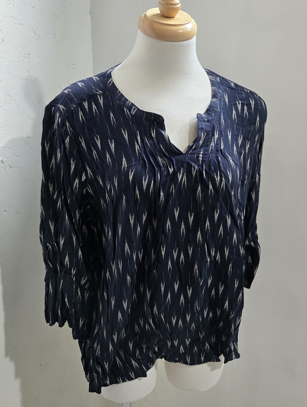Eddie Bauer Navy and White Ikat Split-Neck Tunic Blouse